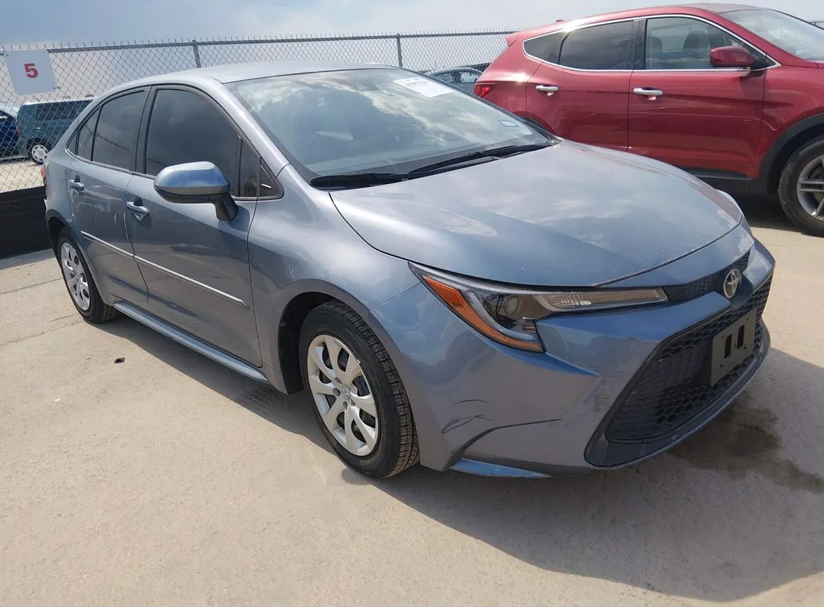 TOYOTA COROLLA LE 2022