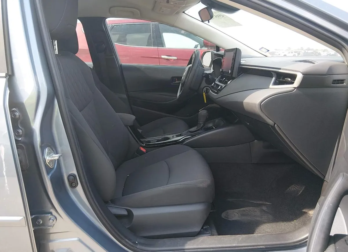TOYOTA COROLLA LE 2022