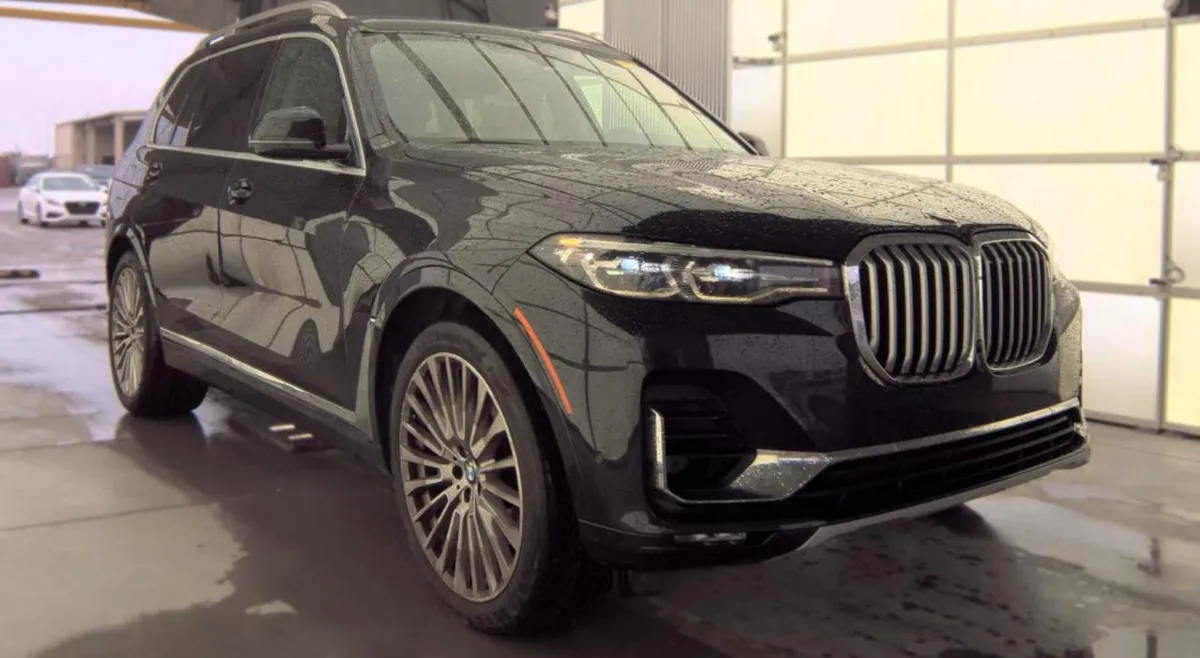 BMW X7 PREMIUM PACKAGE (ПРОЕКЦИЯ HUD ЖЕСТОВОЕ УПРАВЛЕНИЕ МЯГКОЕ ЗАКРЫВАНИЕ ДВЕРЕЙ ЭЛЕКТРИЧЕСКИЕ ШТОРКИ НА З 2022