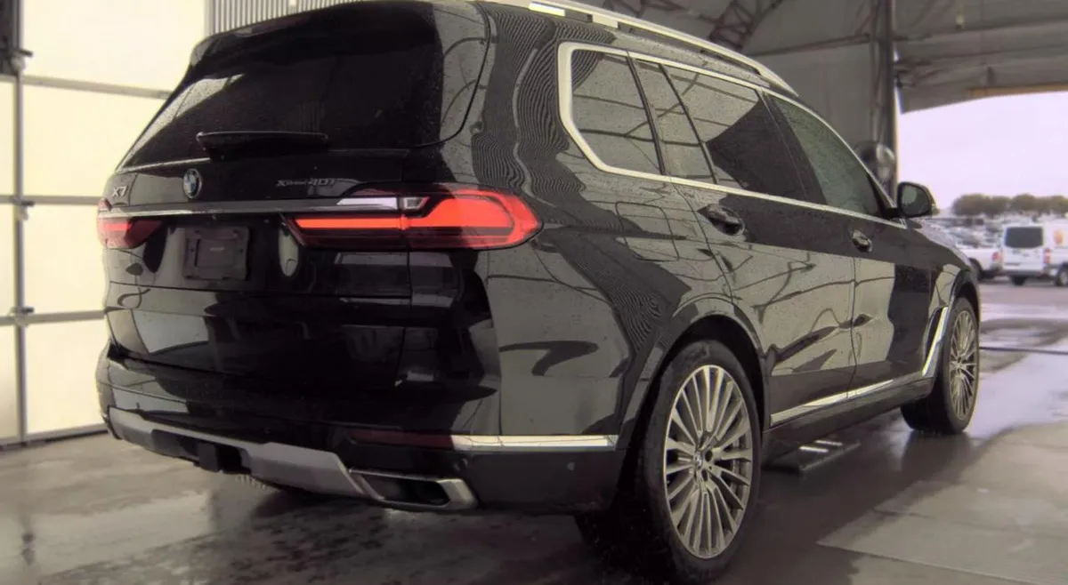 BMW X7 PREMIUM PACKAGE (ПРОЕКЦИЯ HUD ЖЕСТОВОЕ УПРАВЛЕНИЕ МЯГКОЕ ЗАКРЫВАНИЕ ДВЕРЕЙ ЭЛЕКТРИЧЕСКИЕ ШТОРКИ НА З 2022