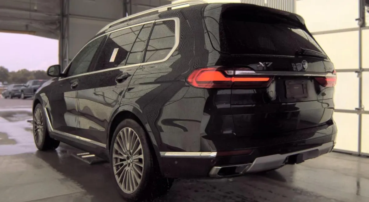BMW X7 PREMIUM PACKAGE (ПРОЕКЦИЯ HUD ЖЕСТОВОЕ УПРАВЛЕНИЕ МЯГКОЕ ЗАКРЫВАНИЕ ДВЕРЕЙ ЭЛЕКТРИЧЕСКИЕ ШТОРКИ НА З 2022