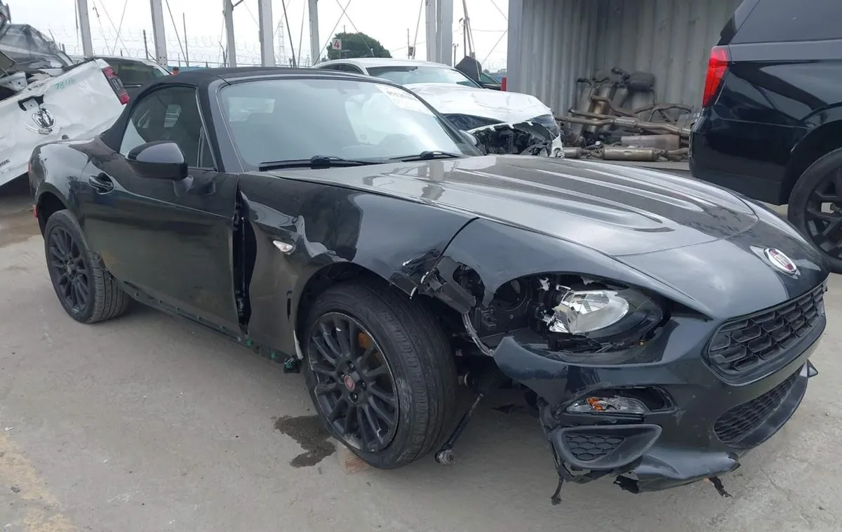 FIAT 124 SPIDER CLASSIC 2016