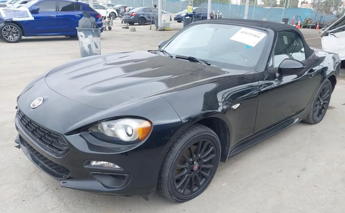 FIAT 124 SPIDER CLASSIC 2016