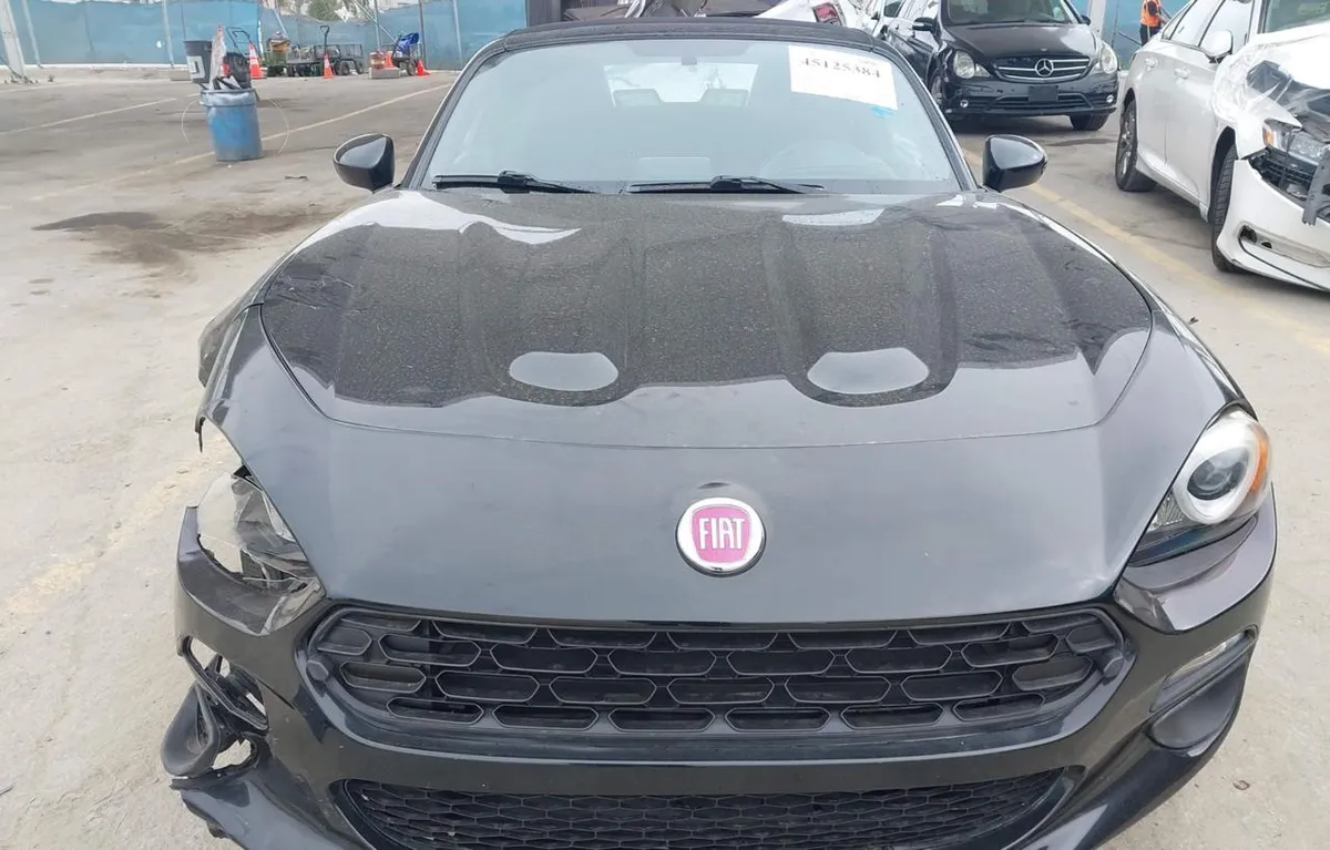 FIAT 124 SPIDER CLASSIC 2016