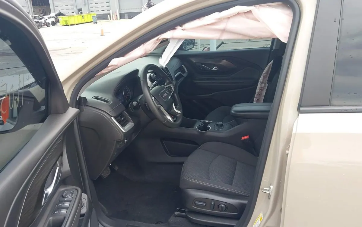GMC TERRAIN SLE 2023