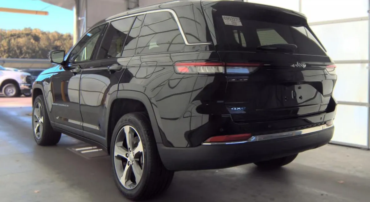 JEEP GRAND CHEROKEE 4XE ANNIVERSARY 2023
