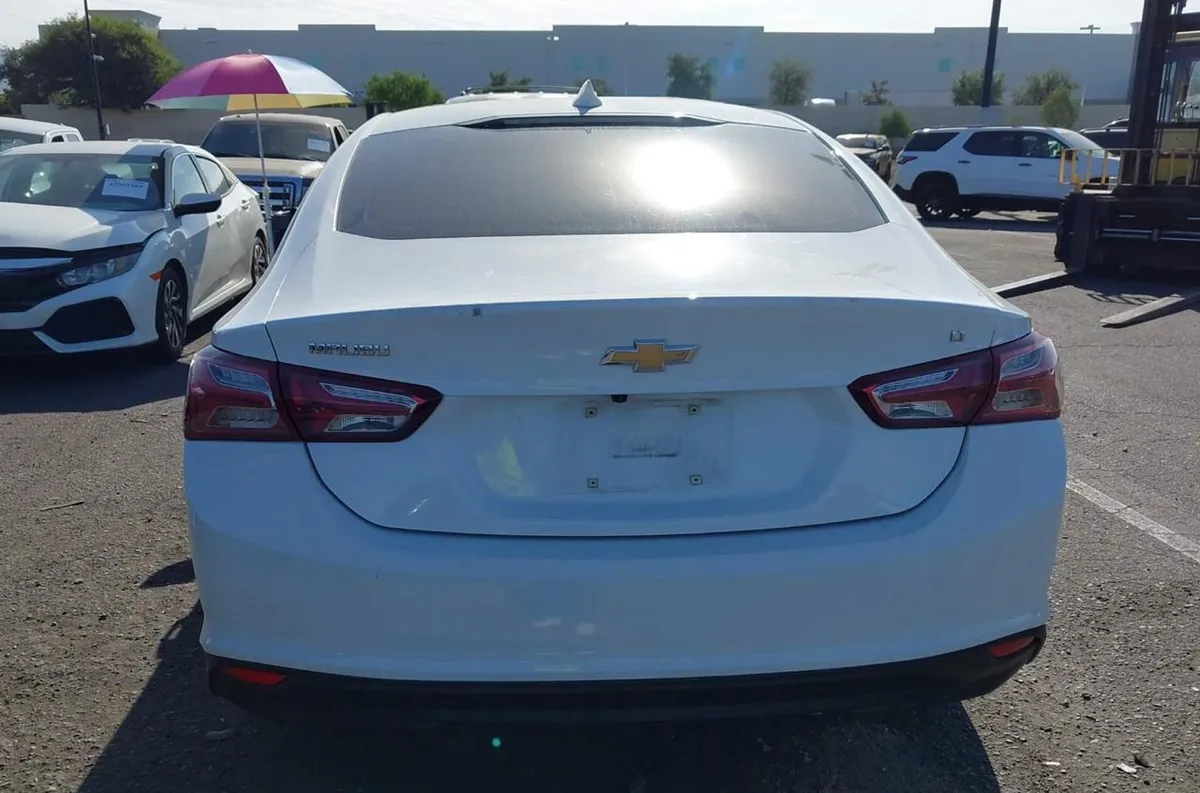 CHEVROLET MALIBU FWD LT 2022
