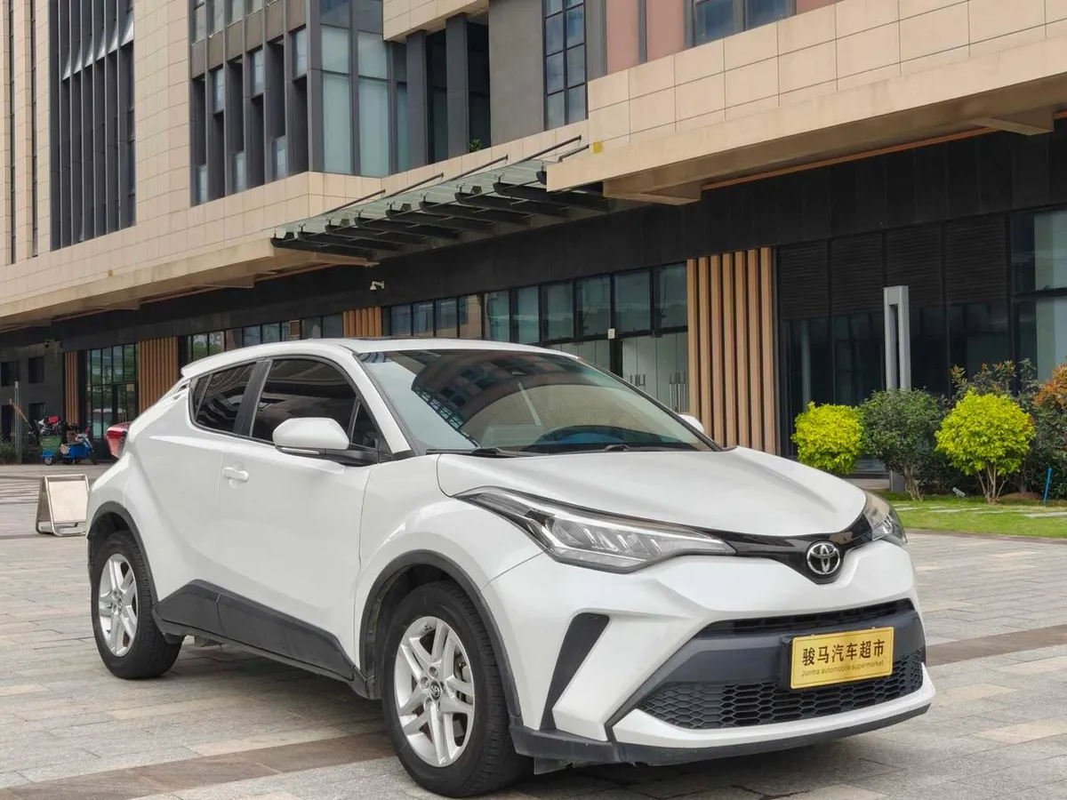 TOYOTA C-HR ELITE 2022