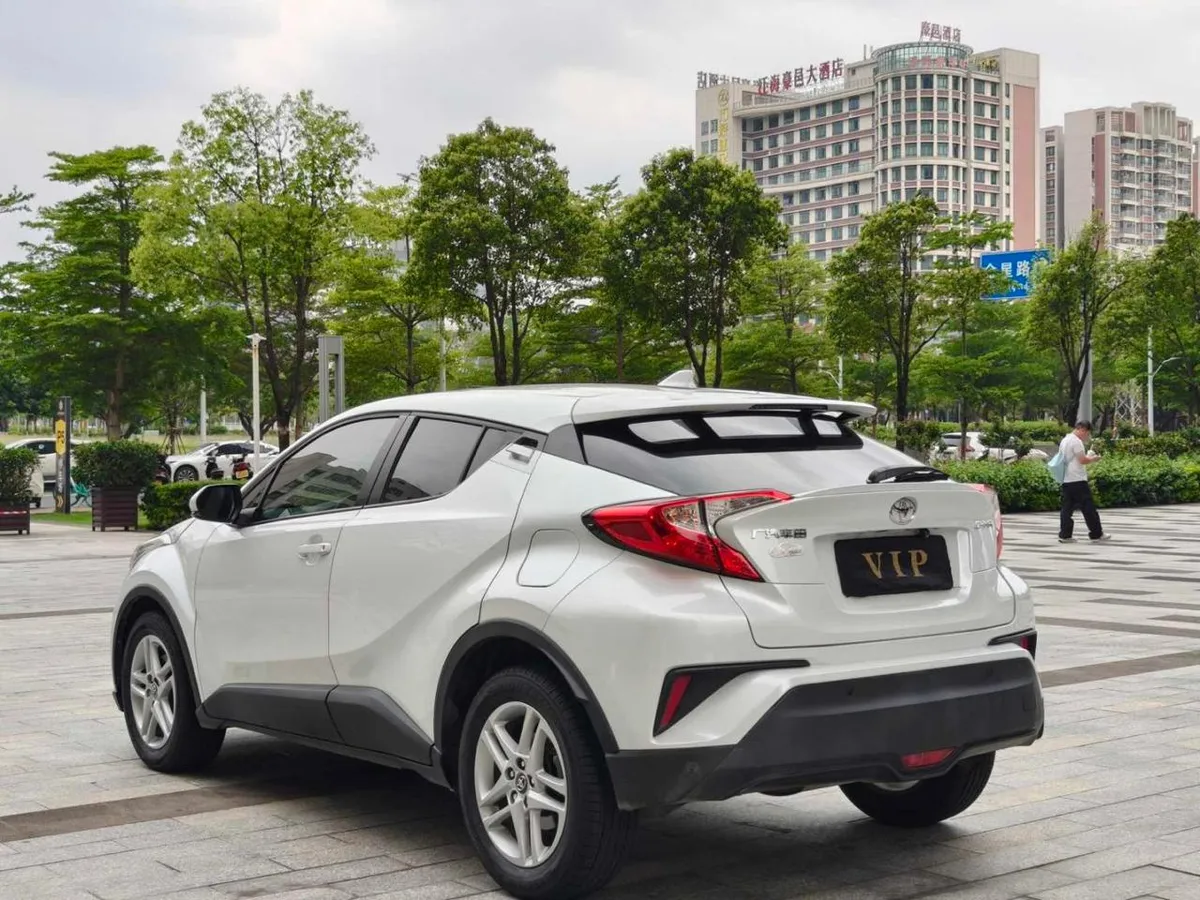 TOYOTA C-HR ELITE 2022