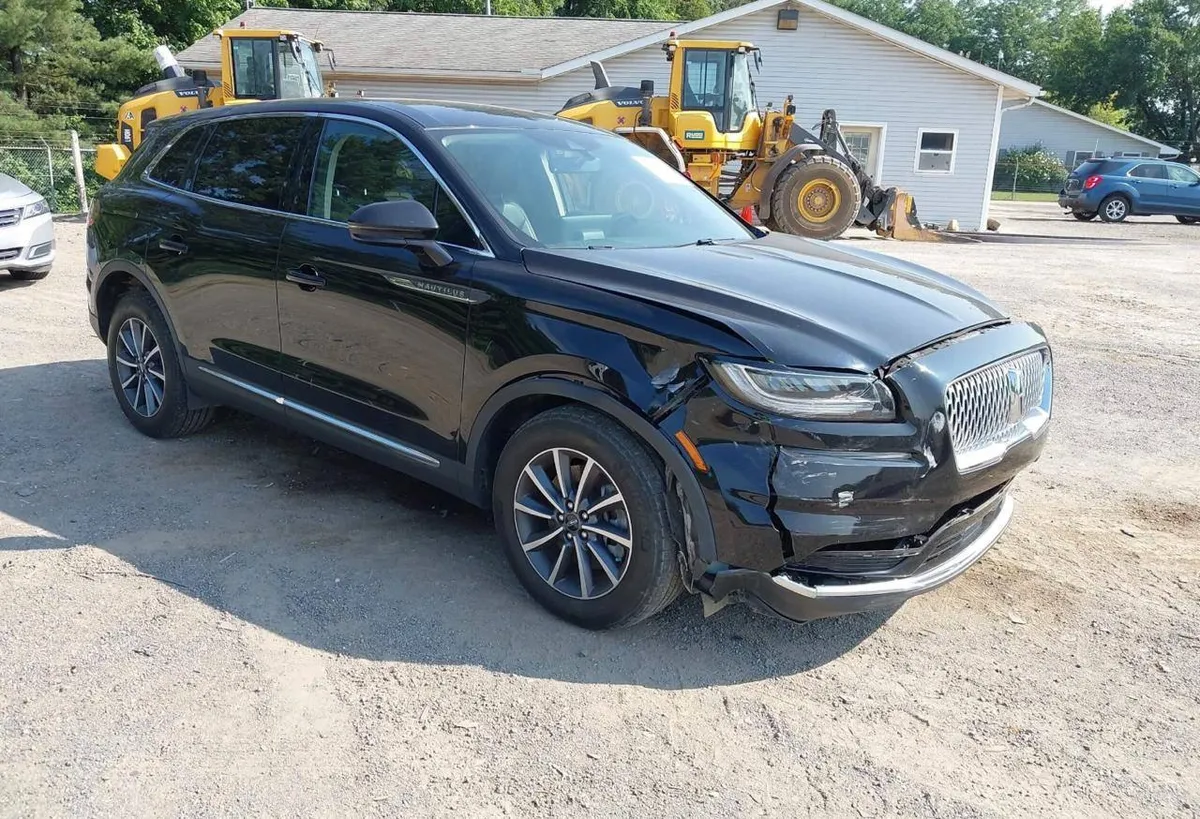 LINCOLN NAUTILUS STANDARD 2022