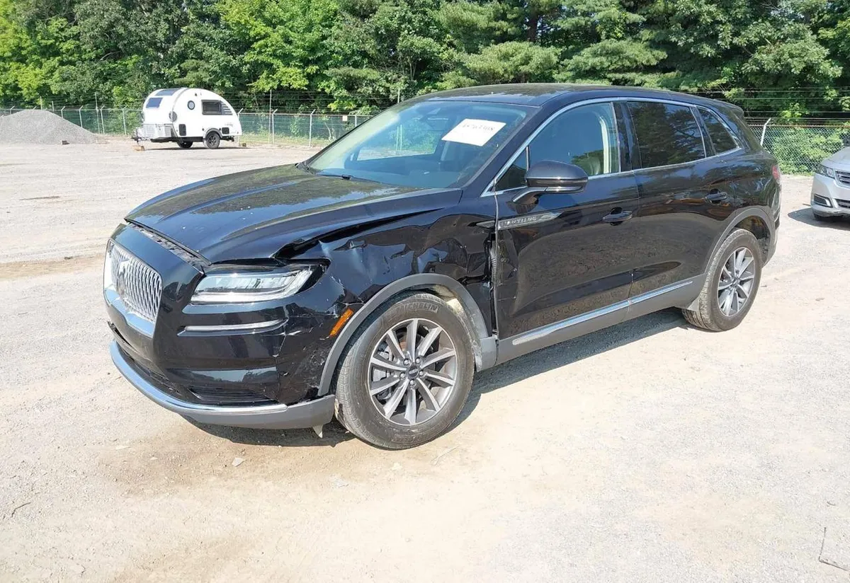 LINCOLN NAUTILUS STANDARD 2022