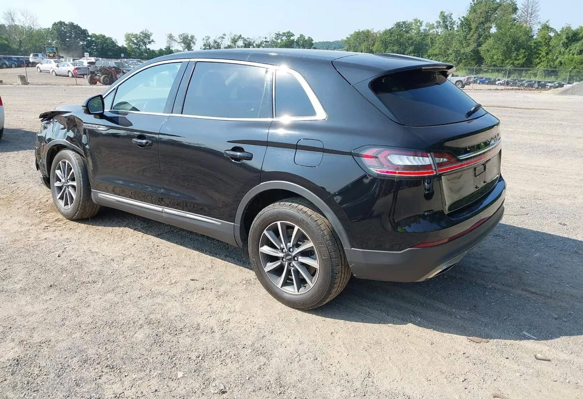 LINCOLN NAUTILUS STANDARD 2022