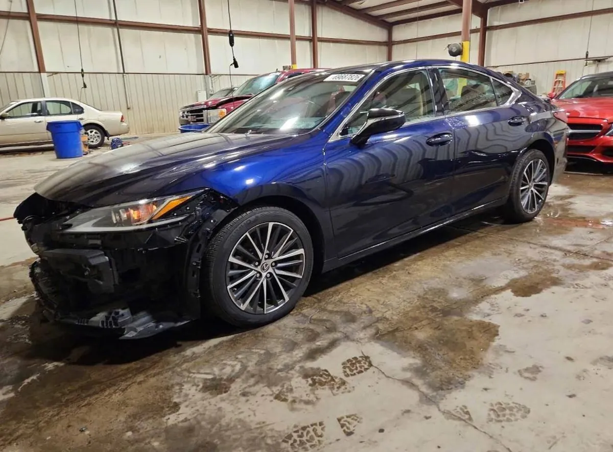 LEXUS ES 250 2022