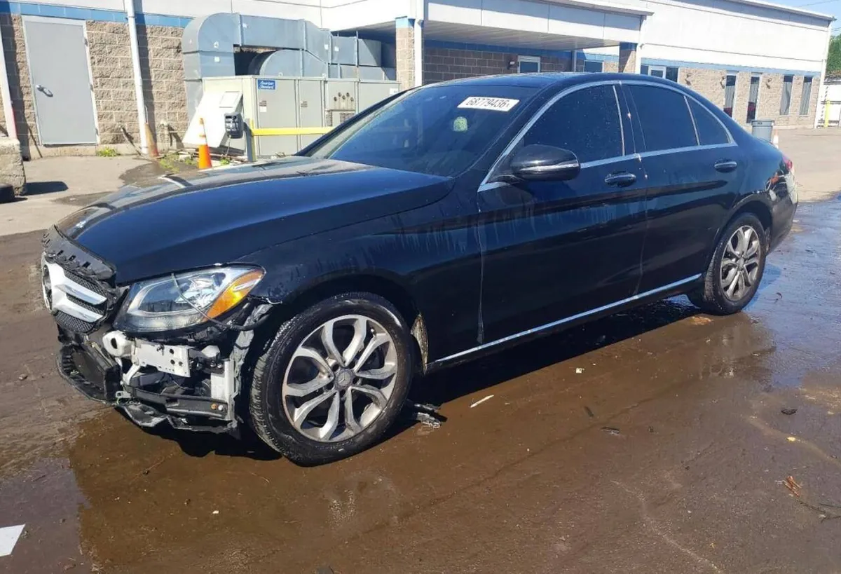 MERCEDES-BENZ C-CLASS C 300 2016