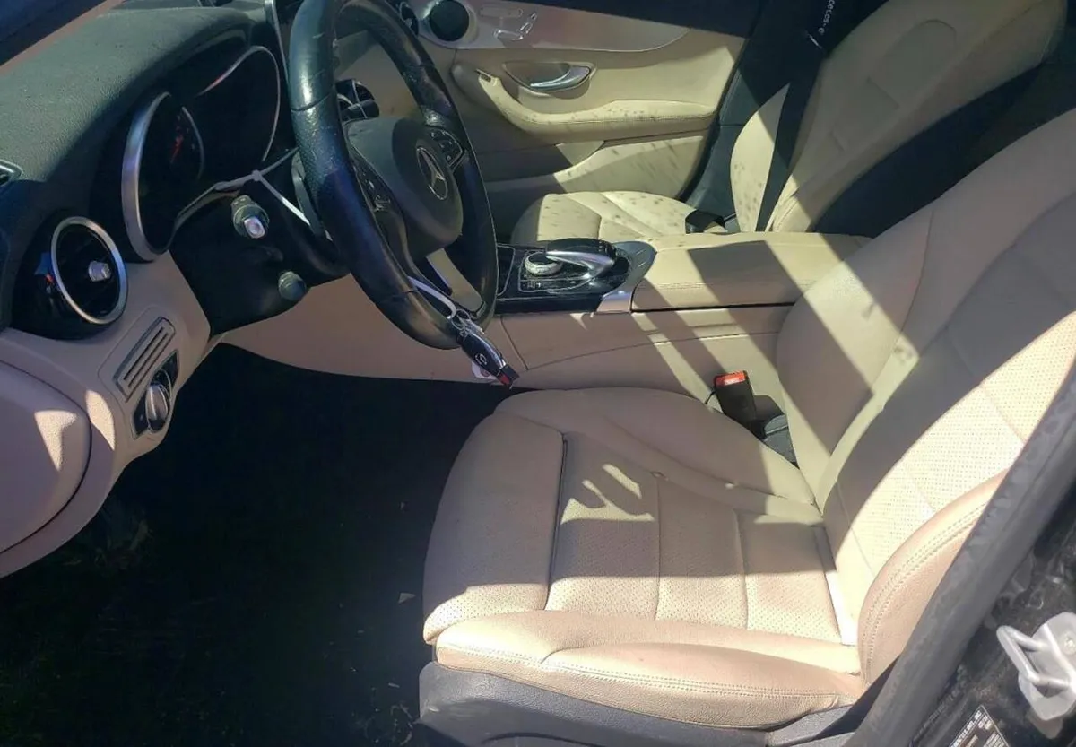 MERCEDES-BENZ C-CLASS C 300 2016