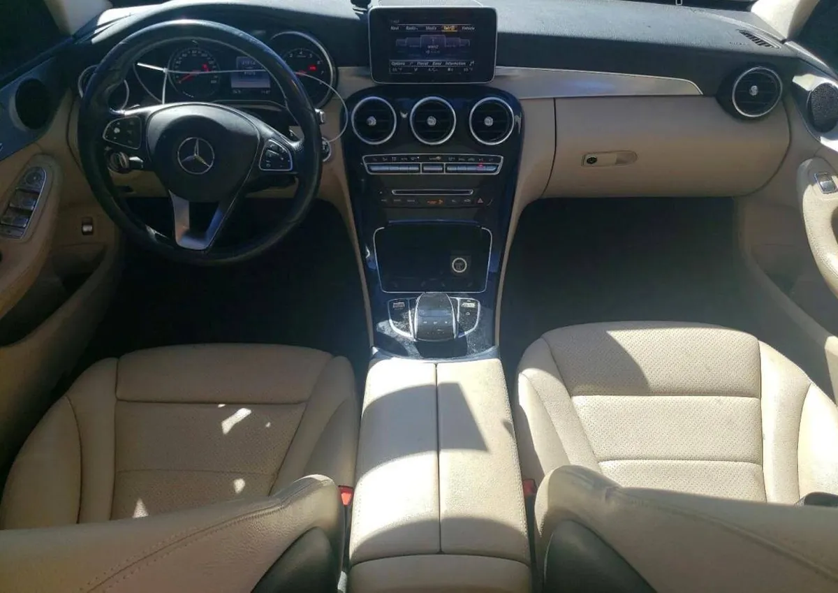 MERCEDES-BENZ C-CLASS C 300 2016