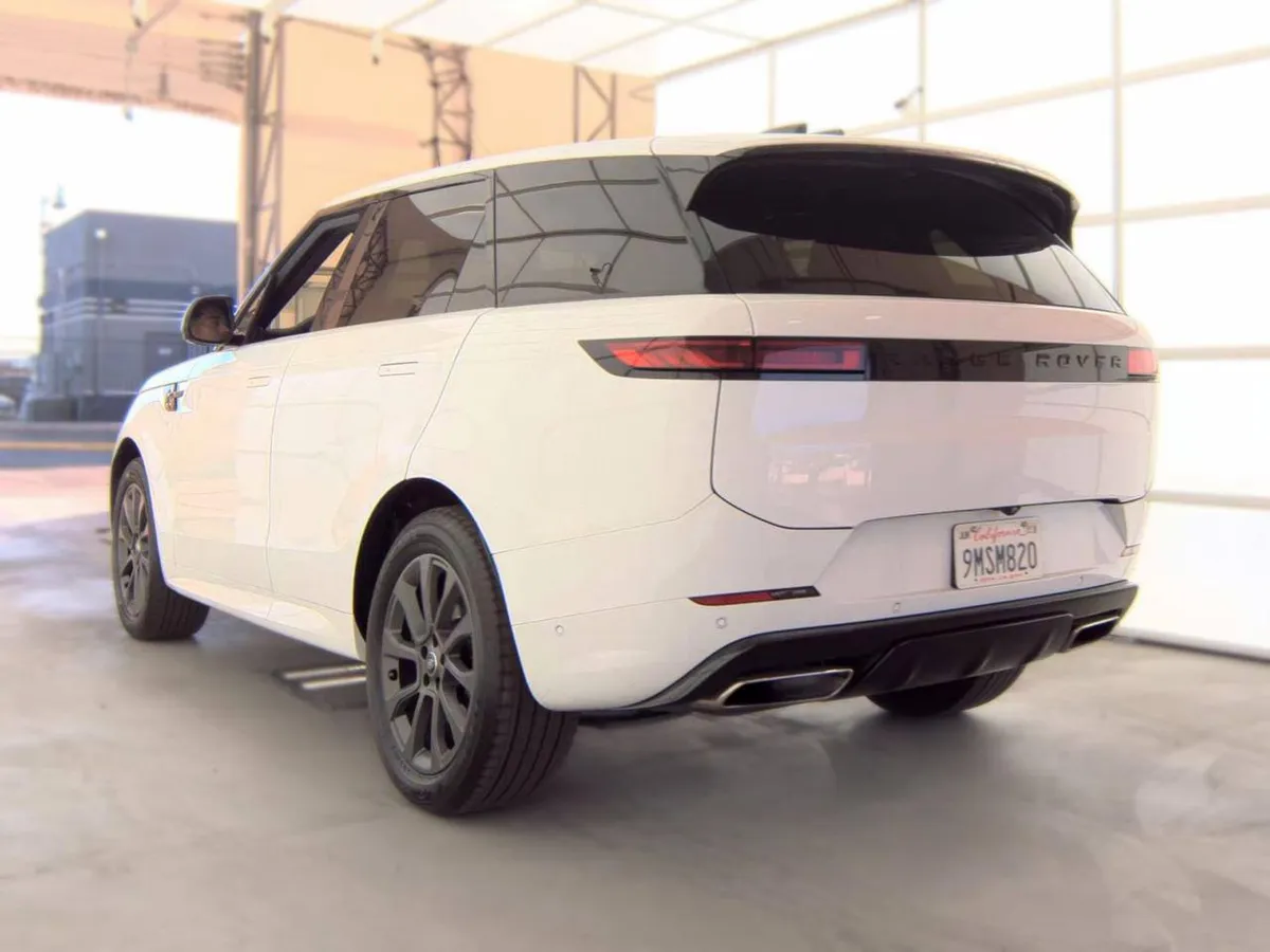 LAND ROVER RANGE ROVER SPORT SE 2024