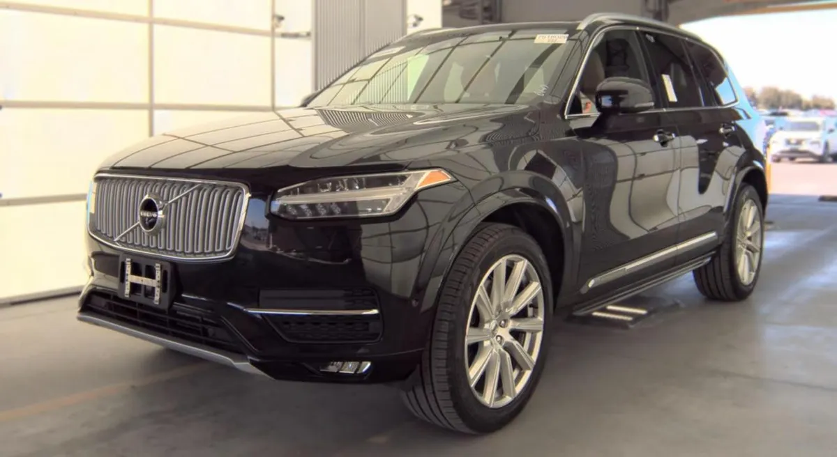 VOLVO XC90 T6 INSCRIPTION 7-PASSENGER 2017
