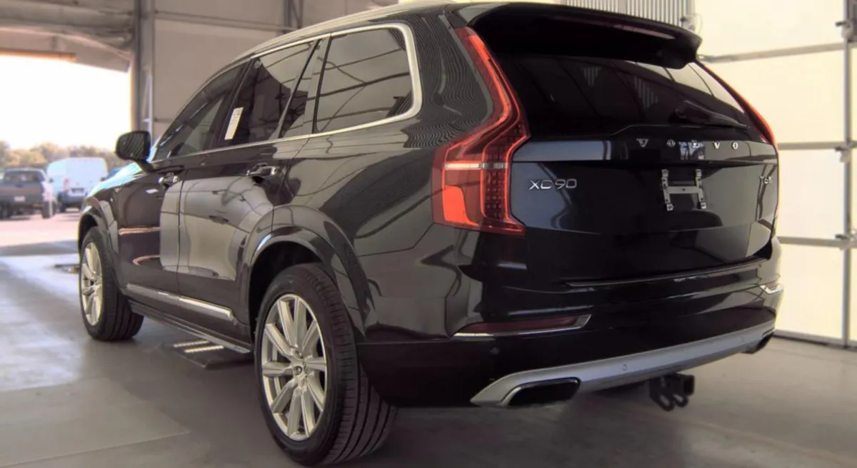VOLVO XC90 T6 INSCRIPTION 7-PASSENGER 2017