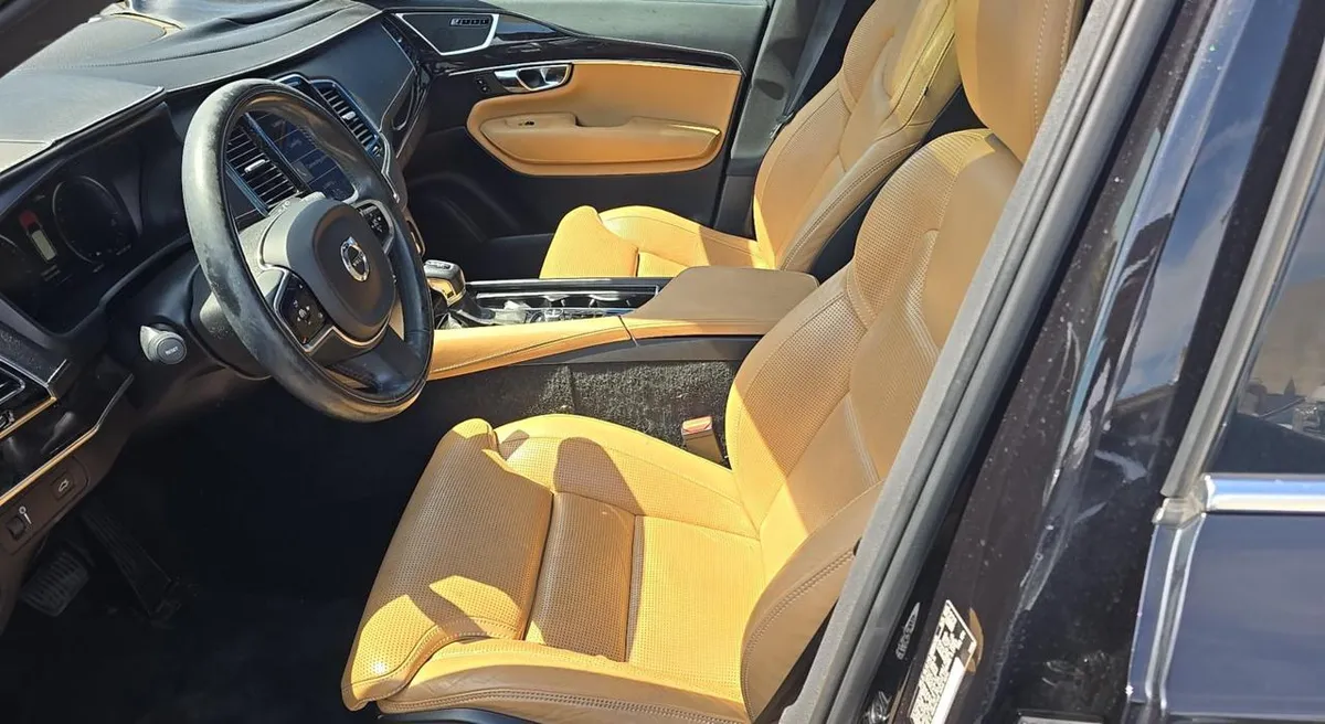 VOLVO XC90 T6 INSCRIPTION 7-PASSENGER 2017