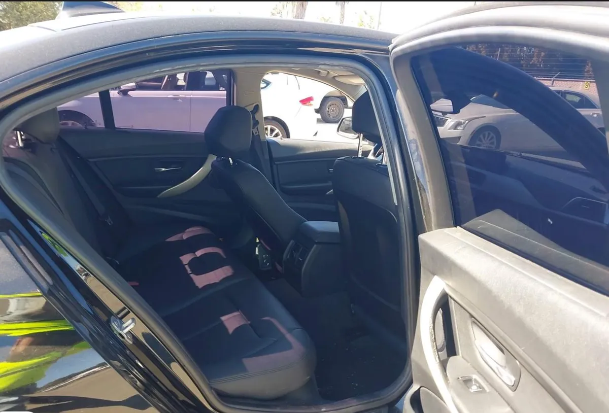 BMW 320 2016