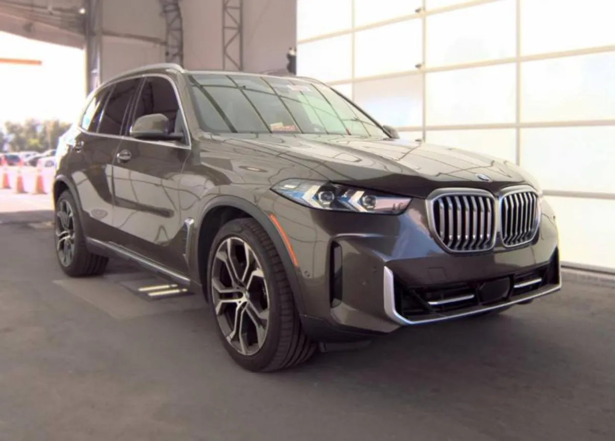 BMW X5 SPORTS ACTIVITY VEHICLE 2024