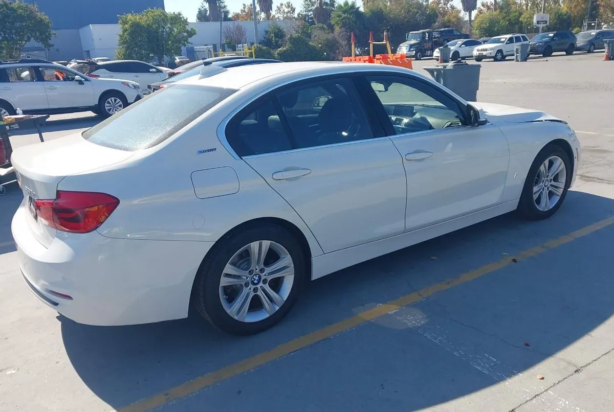 BMW 330E IPERFORMANCE 2017
