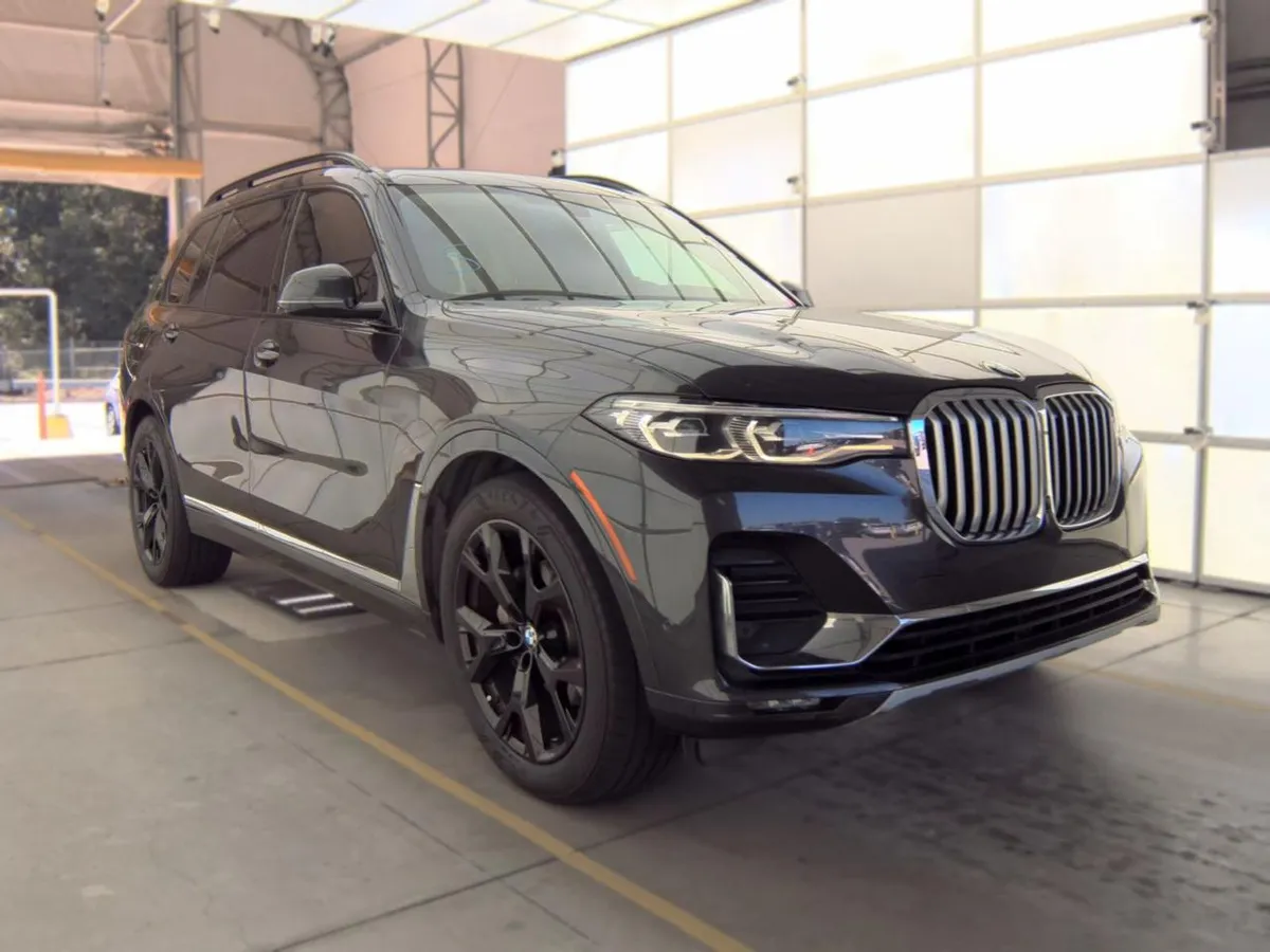 BMW X7 PREMIUM PACKAGE (ПРОЕКЦИЯ HUD ЖЕСТОВОЕ УПРАВЛЕНИЕ МЯГКОЕ ЗАКРЫВАНИЕ ДВЕРЕЙ ЭЛЕКТРИЧЕСКИЕ ШТОРКИ НА З 2022