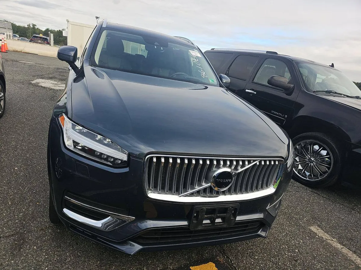 VOLVO XC90 T6 INSCRIPTION 7-PASSENGER 2022