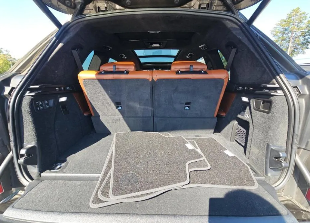 BMW X7 SPORTS ACTIVITY VEHICLE 2022