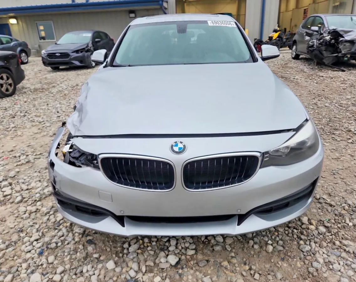 BMW 328 XIGT SULEV 2015