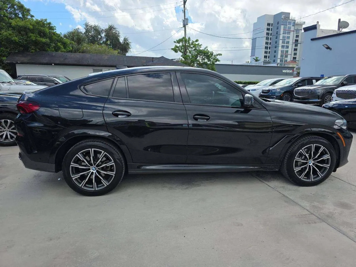 BMW X6 SPORTS ACTIVITY COUPE 2023