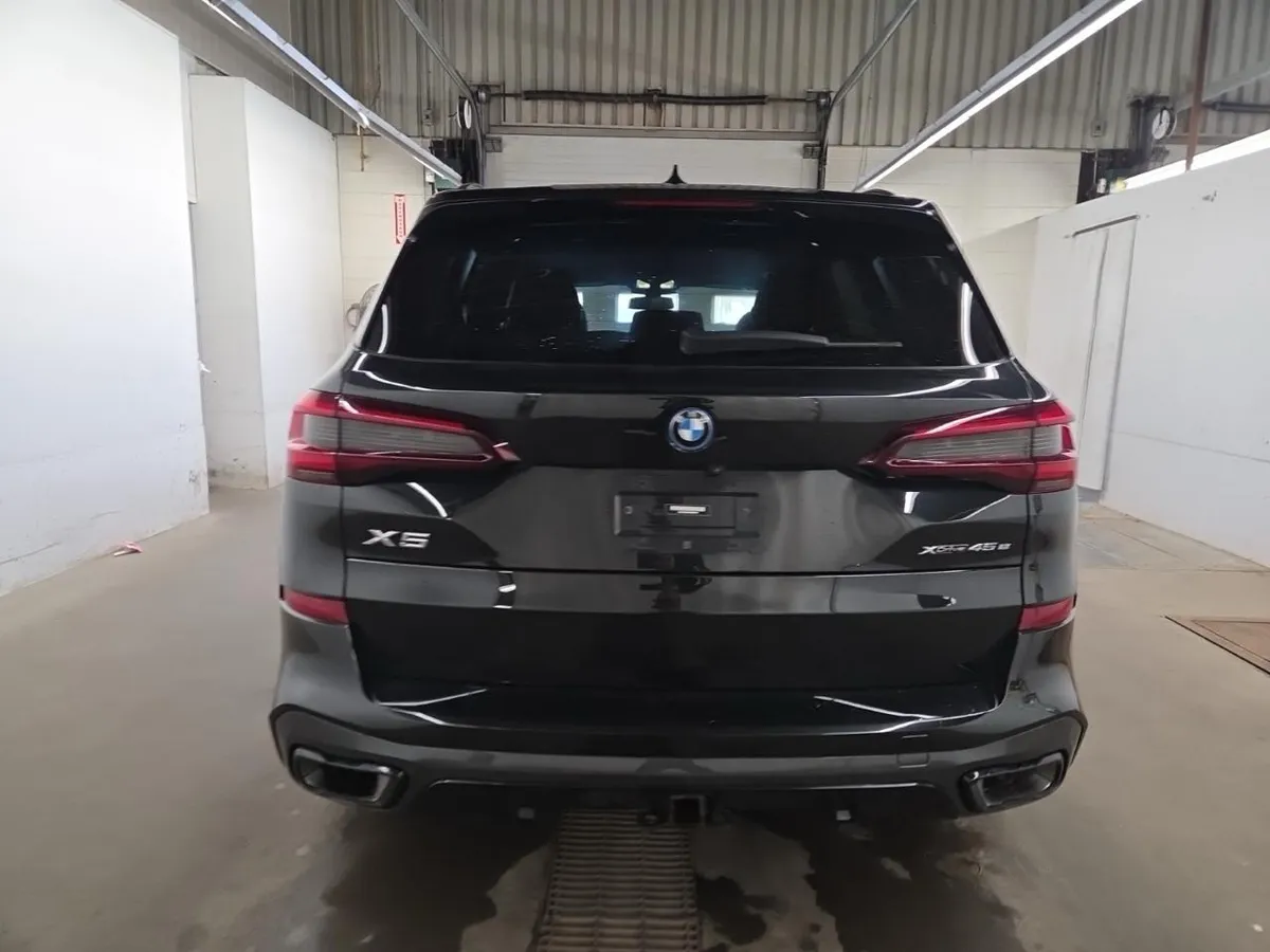 BMW X5XDRIVE45E M 4-ЗОННЫЙ АВТОМАТИТЧЕСКИЙ КЛИМАТ КОНТРОЛЬ 2023