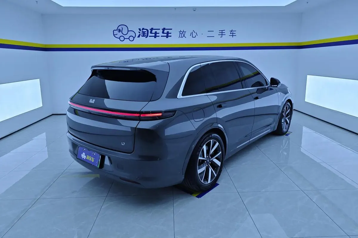 LI AUTO L7 2023