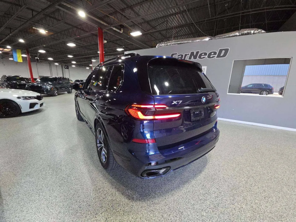 BMW X7 SPORTS ACTIVITY VEHICLE 2024