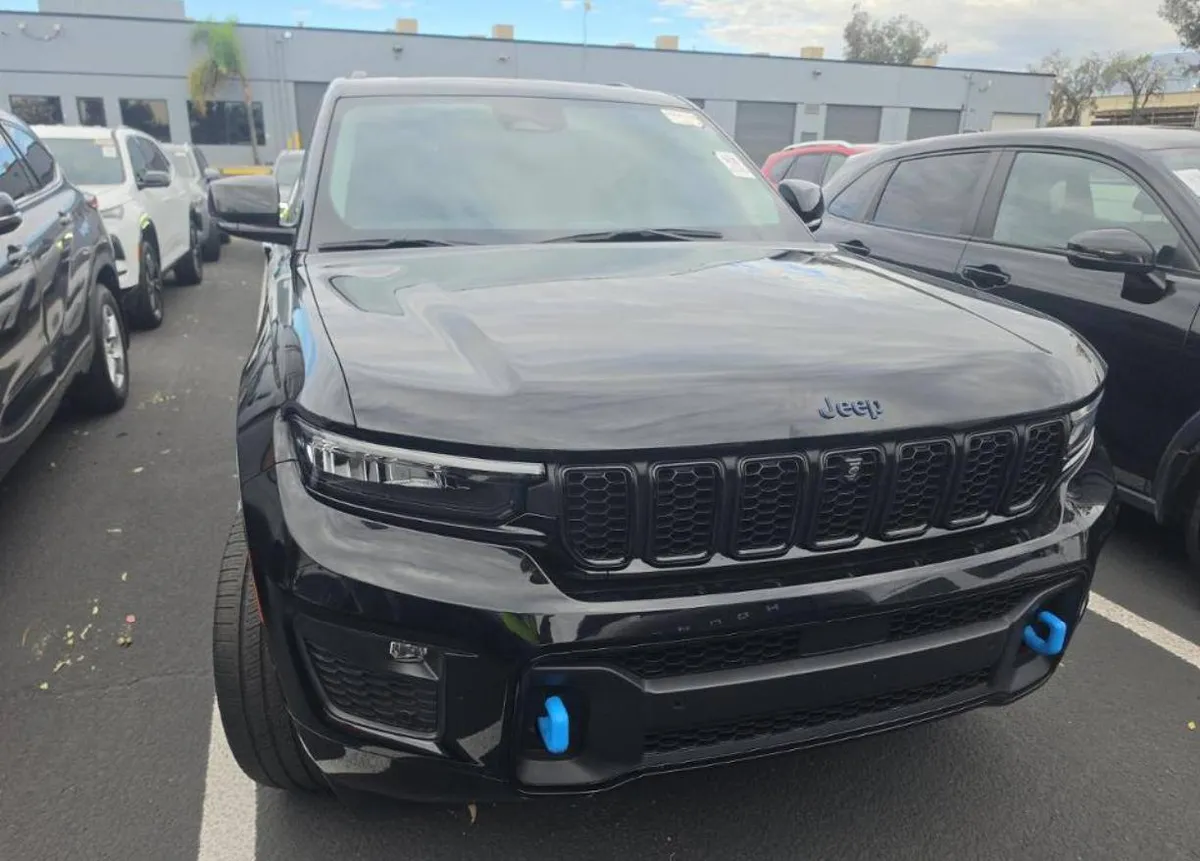 JEEP GRAND CHEROKEE 4XE 30TH 2023