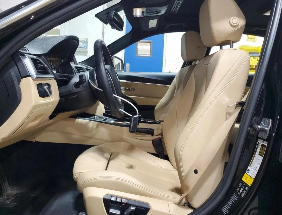 BMW 330 XI 2016