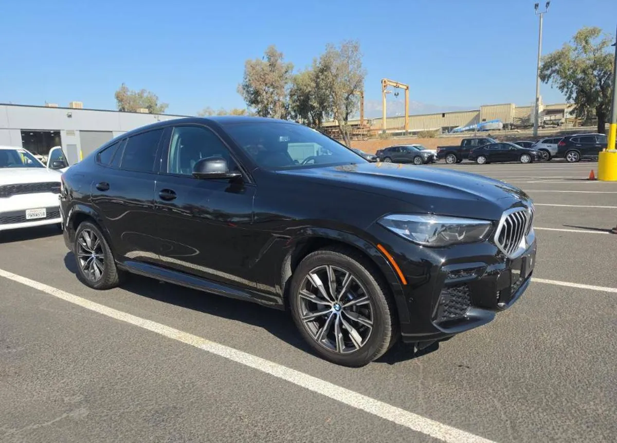 BMW X6 SPORTS ACTIVITY COUPE 2023