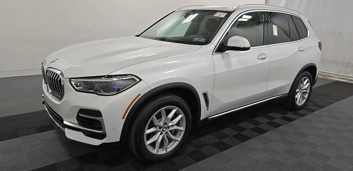 BMW X5 LUXURY 2022