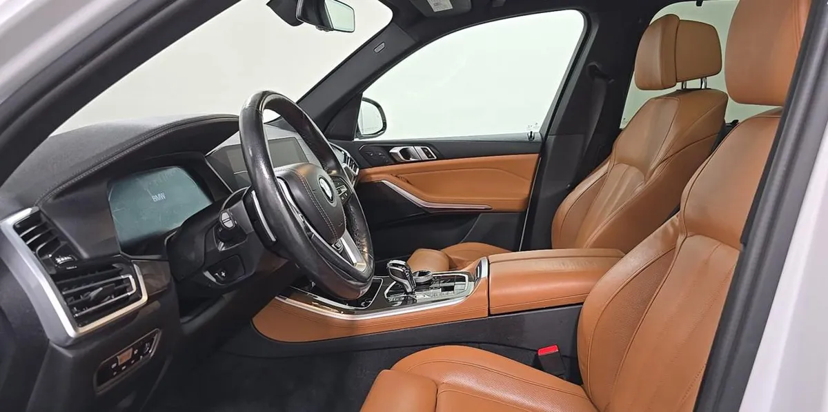 BMW X5 LUXURY 2022