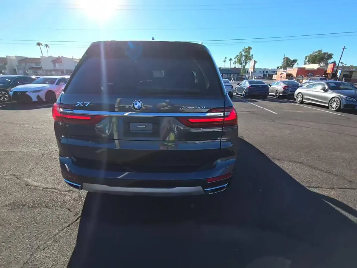 BMW X7 SPORTS ACTIVITY VEHICLE 2022