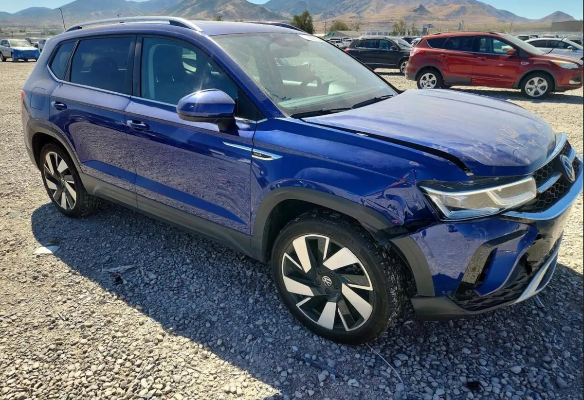 VOLKSWAGEN TAOS 4MOTION TAOS SEL 4MOTION 2024