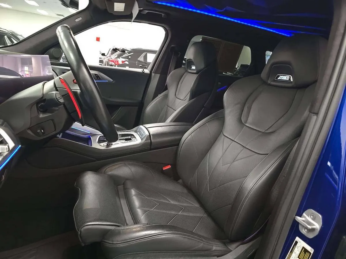 BMW XM КОЖА MERINO С АНАТОМИЧЕСКИМИ СИДЕНЬЯМИ 2023