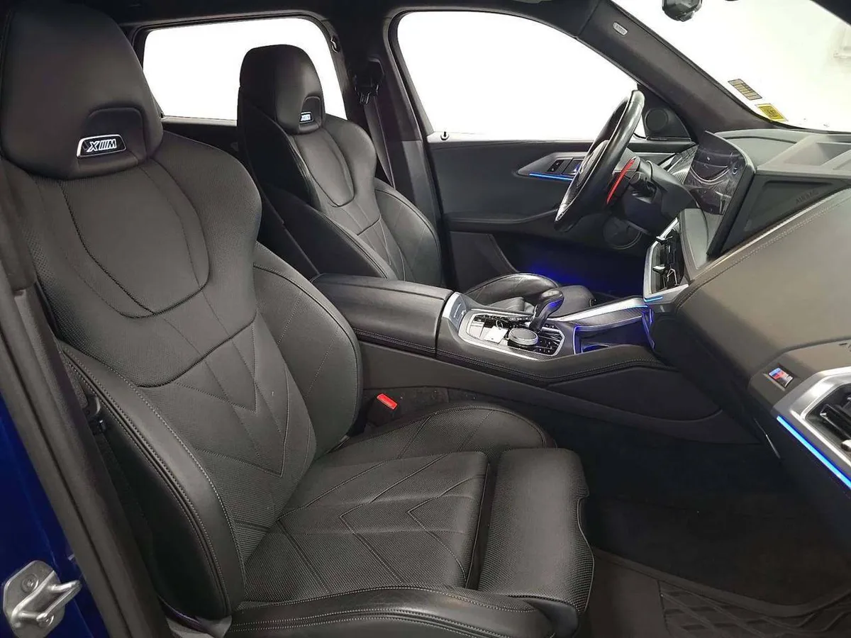 BMW XM КОЖА MERINO С АНАТОМИЧЕСКИМИ СИДЕНЬЯМИ 2023