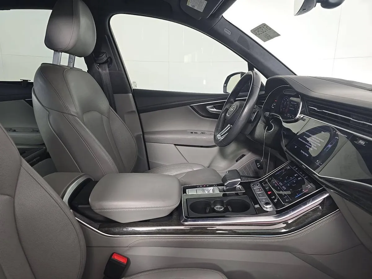 AUDI Q7 PRESTIGE 2023