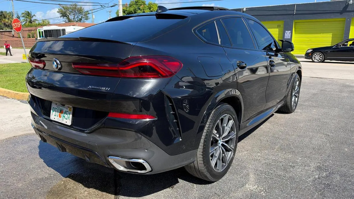 BMW X6 SPORTS ACTIVITY COUPE 2023