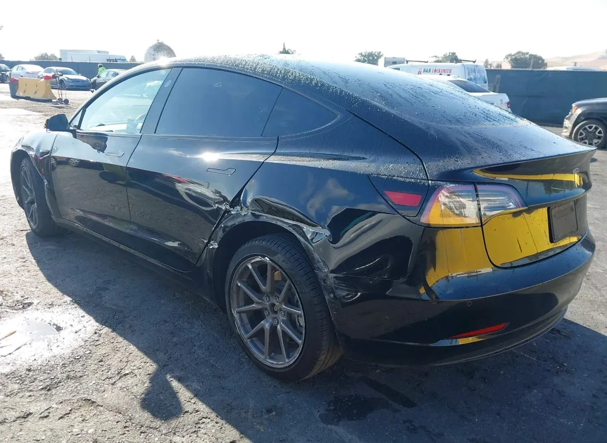 TESLA MODEL 3 2019