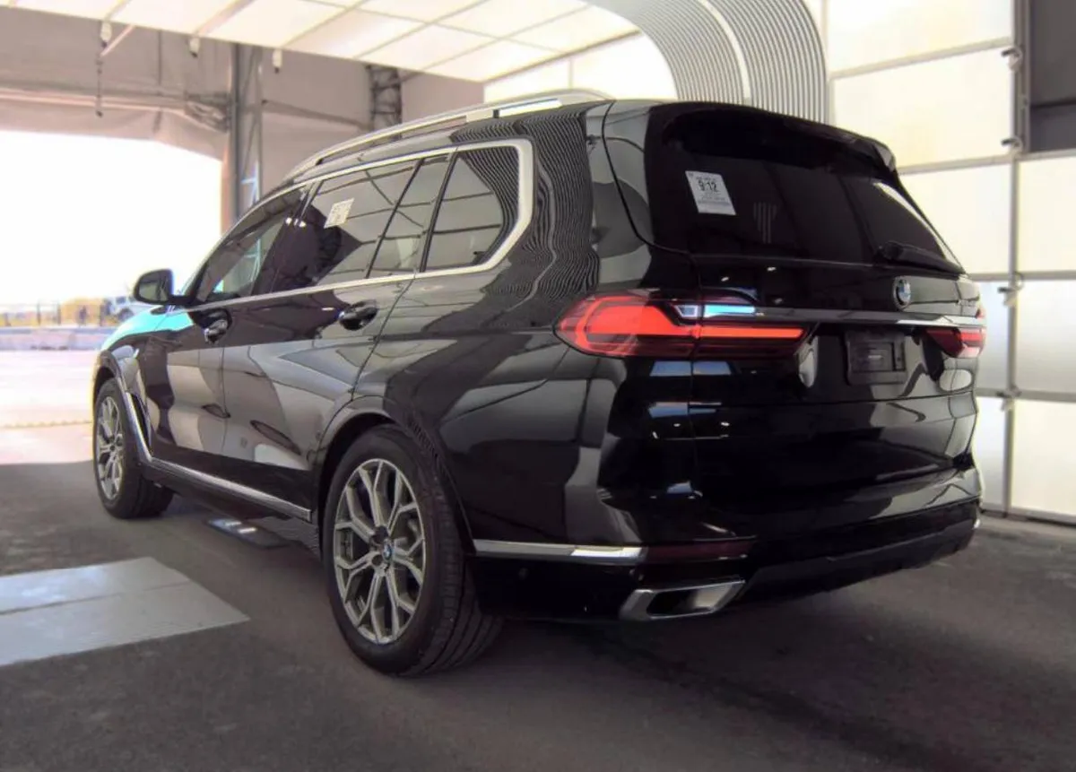 BMW X7 SPORTS ACTIVITY VEHICLE 2022