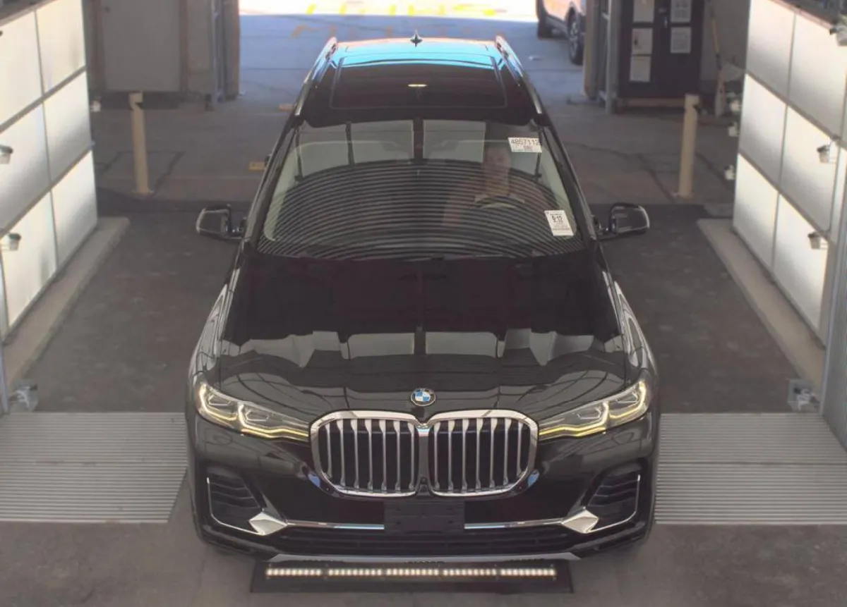 BMW X7 SPORTS ACTIVITY VEHICLE 2022