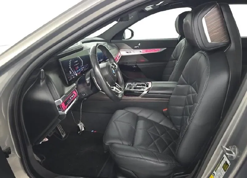 BMW 740I M SPORT PRO 2023